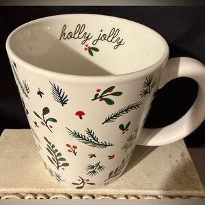 Target Wondershop stoneware HollyBerry Mug. 16oz. NWTs